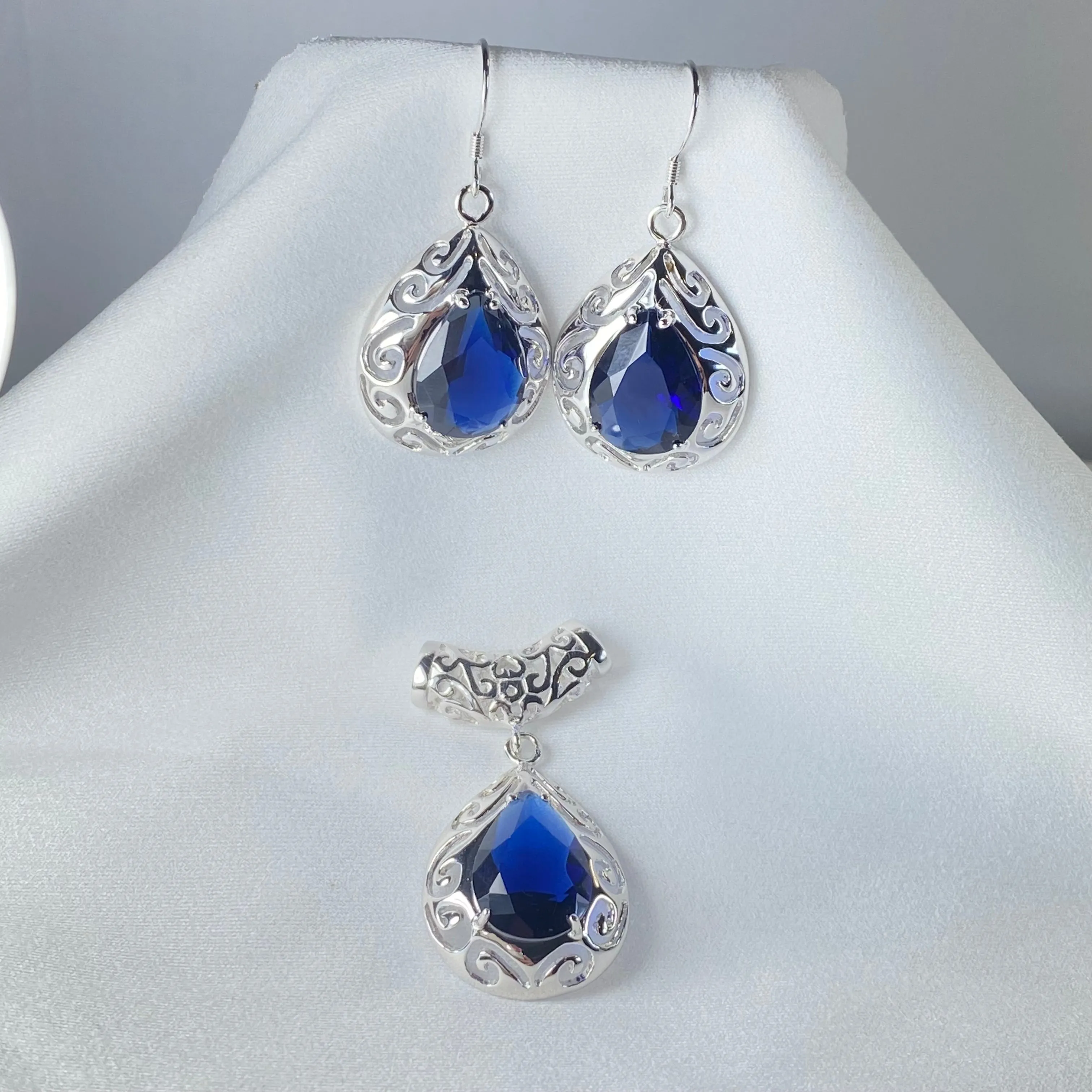Sapphire Jewelry Ensemble, Simulated Teardrop Gems, Retro Filigree (Earrings & Pendant) #S28